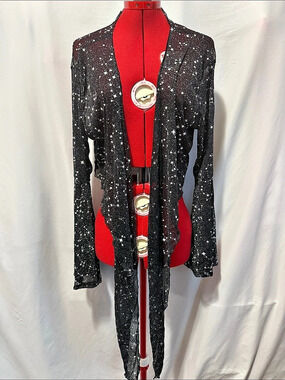 For Girl And Perfect Life Star Print Draped Cape in Black & White Size XXL